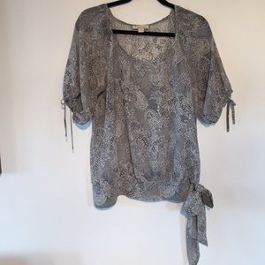 Women’s Blouse